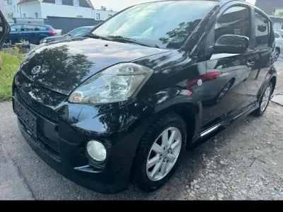 Gebraucht Daihatsu Sirion 109 PS (80 kW) 2007 Schwarz Kleinwagen