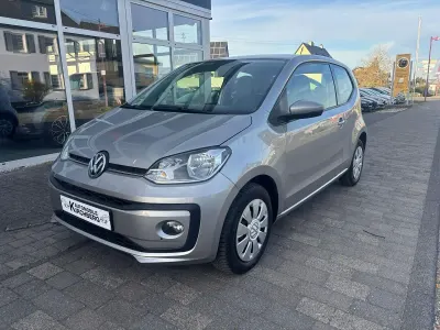 Begagnad VW up! move up! 60 HK (44 kW) 2018 Silver Halvkombi