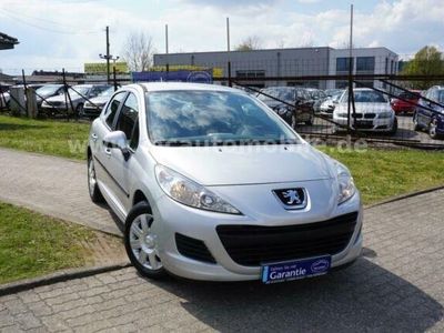 Gebraucht Peugeot 207 Tendance 73 PS (53 kW) 2009 Andere farbe metallic Limousine