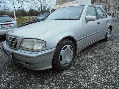 Silber Gebraucht 1998 Mercedes C220 Classic Limousine | 2.950 € (Superpreis)