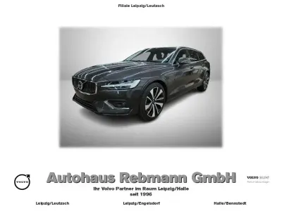 Gebraucht Volvo V60 Plus 197 PS (144 kW) 2023 Particular grey Kombi