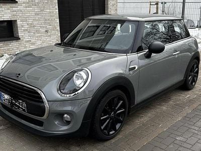 Grau Gebraucht 2018 Mini ONE Kleinwagen | 9.900 € (Guter Preis)