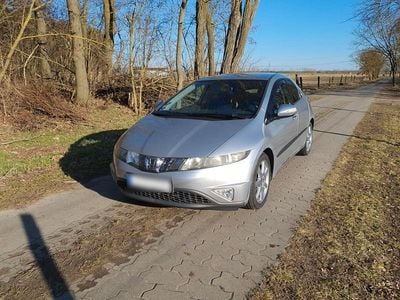 Second-hand Honda Civic Sport 140 CP (102 kW) 2006 Argintiu Berlinǎ