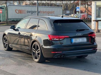 Schwarz Gebraucht 2016 Audi A4 Kombi | 10.500 € (Fairer Preis)