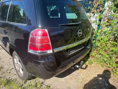 Gebraucht Opel Zafira Sport 150 PS (110 kW) 2006 Schwarz Van / Kleinbus