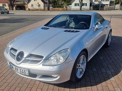 Second-hand Mercedes SLK280 AMG 231 CP (169 kW) 2007 Argintiu Cabrio