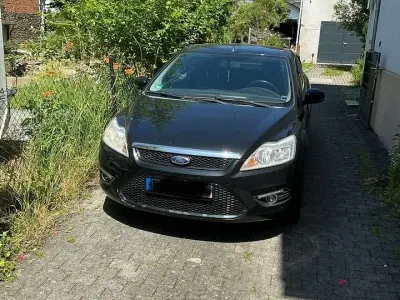Gebraucht Ford Focus Trend 101 PS (74 kW) 2010