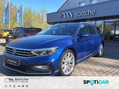 Second-hand VW Passat R-line 150 CP (110 kW) 2023 Albastru Break