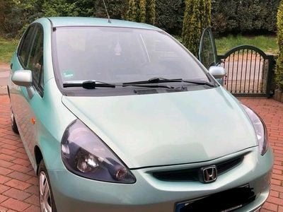 Second-hand Honda Jazz 83 CP (61 kW) 2005 Verde Hatchback