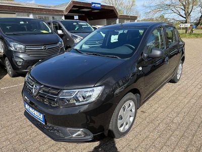 Gebraucht Dacia Sandero Essentiel 73 PS (53 kW) 2020 Unbekannt (metallic) Kleinwagen