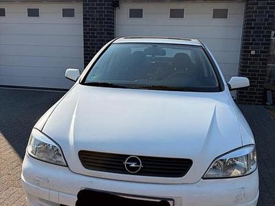 Second-hand Opel Astra 116 CP (85 kW) 1999 Alb Berlinǎ
