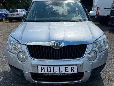 Gebraucht Skoda Yeti 122 PS (89 kW) 2013 Silber SUV