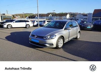 Gebraucht VW Golf VII Comfortline 131 PS (96 kW) 2019 Silber Kleinwagen