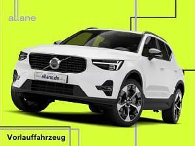 Neu Volvo XC40 Plus 163 PS (119 kW) 2025 Weiß (crystal white) SUV