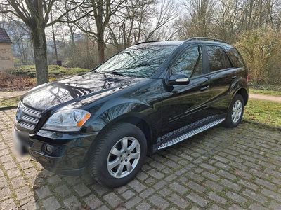 Gebraucht Mercedes ML350 272 PS (200 kW) 2006 Schwarz SUV