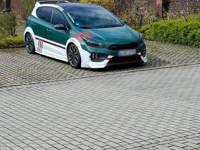 Gebraucht Kia Ceed GT-Track 204 PS (150 kW) 2014 Weiß Kleinwagen