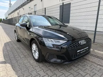 Gebraucht Audi A3 116 PS (85 kW) 2022 Brillantschwarz Limousine