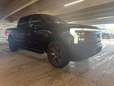 Usata Ford F-150 Lariat 427 kW (581 CV) 2025 Nero Pick-up