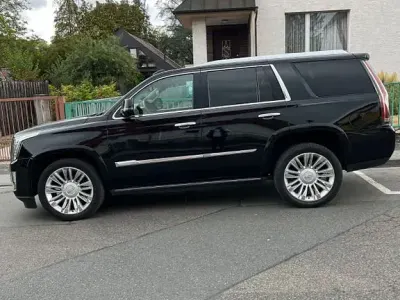 Second-hand Cadillac Escalade 426 CP (313 kW) 2015 Negru SUV