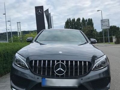 gebraucht Mercedes C250 AMG Line Autom. AMG Line Weinrot Interieur