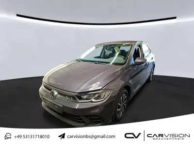 Gebraucht VW Polo Life 95 PS (69 kW) 2022 Grau Kleinwagen