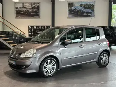 Gebraucht Renault Modus Night&Day 88 PS (64 kW) 2012 Grau Van / Kleinbus