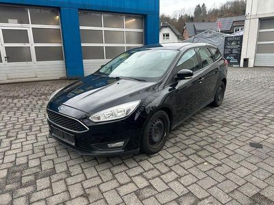 Gebraucht Ford Focus Business Edition 120 PS (88 kW) 2016 Schwarz Limousine