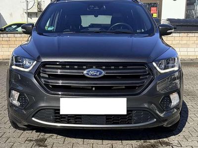 Gebraucht Ford Kuga ST-Line 182 PS (133 kW) 2017 Grau SUV