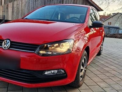 Gebraucht VW Polo 60 PS (44 kW) 2014 Rot Kleinwagen