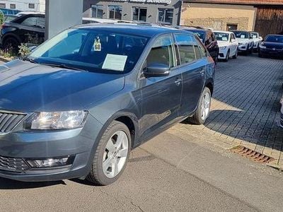 Gebraucht Skoda Rapid Cool Edition 95 PS (69 kW) 2018 Grau Limousine