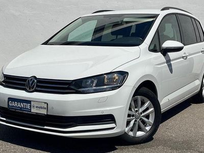 Używany VW Touran Comfortline 110 KM (80 kW) 2017 Biały Minivan