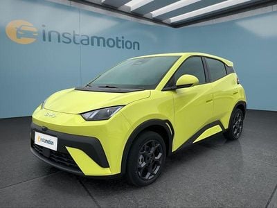 Nouă BYD Dolphin Surf Boost 150 kW (204 CP) 2025 Verde Hatchback