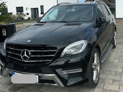 Gebraucht Mercedes ML350 258 PS (189 kW) 2014 Schwarz SUV