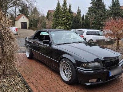 Usata BMW 328 Cabriolet 193 CV (141 kW) 1995 Nero Cabrio