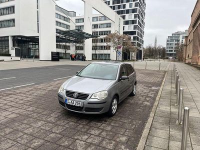 Gebraucht VW Polo 60 PS (44 kW) 2007 Grau Kleinwagen