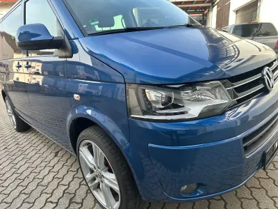 Second-hand VW Caravelle 179 CP (131 kW) 2013 Albastru Van