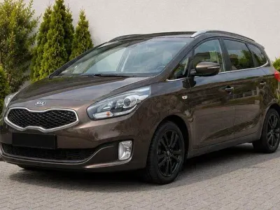 Gebraucht Kia Carens FIFA World Cup Edition 136 PS (100 kW) 2014 Schwarz Van / Kleinbus
