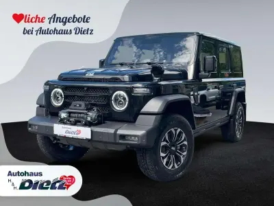 Neu BAW 212 166 PS (122 kW) 2026 Schwarz SUV