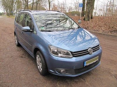 Gebraucht VW Touran 140 PS (102 kW) 2012 Blau Van / Kleinbus