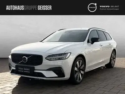 Gebraucht Volvo V90 Ultra 455 PS (334 kW) 2025 Crystal weiß perleffekt Kombi