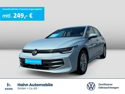 Usata VW Golf VIII Life 150 CV (110 kW) 2025 Blu Berlina