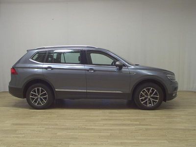 Gebraucht VW Tiguan Allspace Comfortline 360 PS (264 kW) 2021 Platinum grey metallic SUV