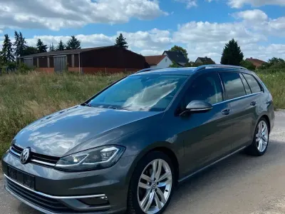 Gebraucht VW Golf VII Highline 150 PS (110 kW) 2017 Grau Kombi