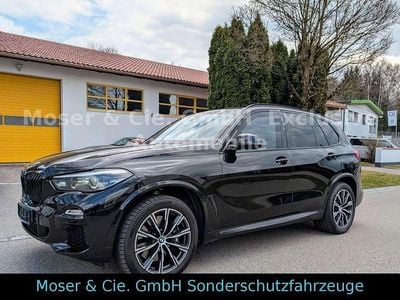 Gebraucht BMW X5 M50 Performance 530 PS (389 kW) 2021 Black sapphire metallic SUV