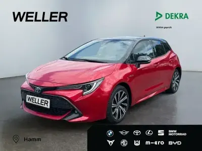 Gebraucht Toyota Corolla Team 184 PS (135 kW) 2021 Rot Limousine