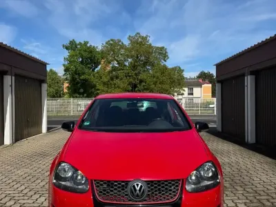 Używany VW Golf V GTI 200 KM (147 kW) 2005 Czerwony Hatchback