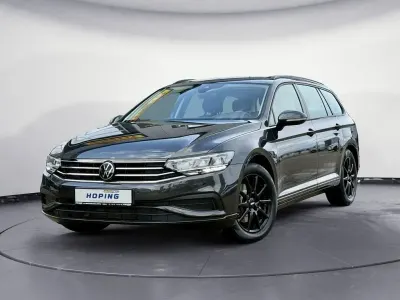 Gebraucht VW Passat 122 PS (89 kW) 2023 Mangangrau metallic Kombi