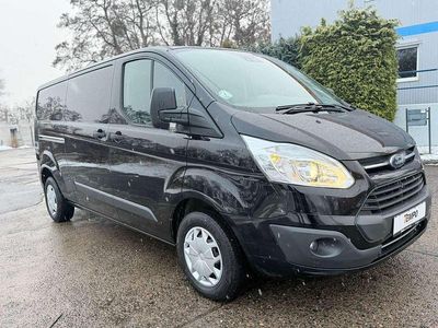 Iridiumschwarz metallic Gebraucht 2017 Ford Transit Custom Trend Van / Kleinbus | 12.499 €