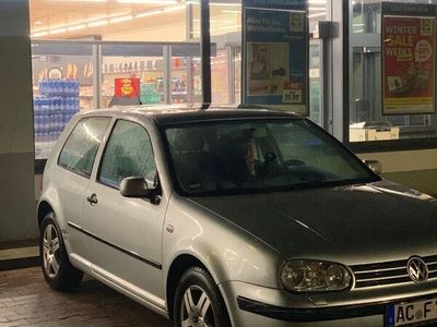 gebraucht VW Golf IV Automatik 1.6 Benzin 2001