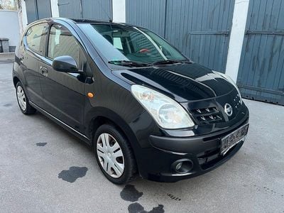 Nissan Pixo